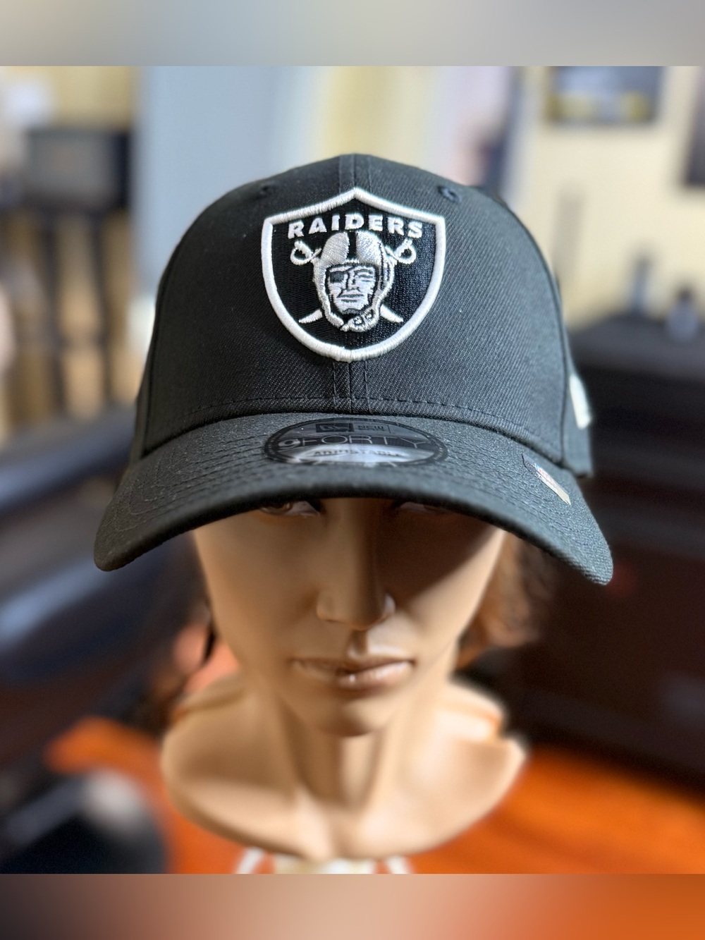 Gorgeous Authentic Raiders NFL SnapBack!!!